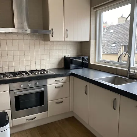 Katwijk Center, 1 Min Away From The Beach! Daire *
