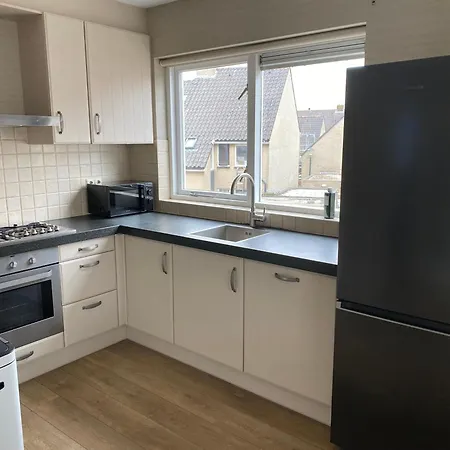 Katwijk Center, 1 Min Away From The Beach!